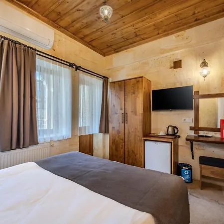 Rocca Stone House Hotel