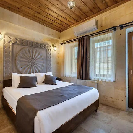 Rocca Stone House Hotel