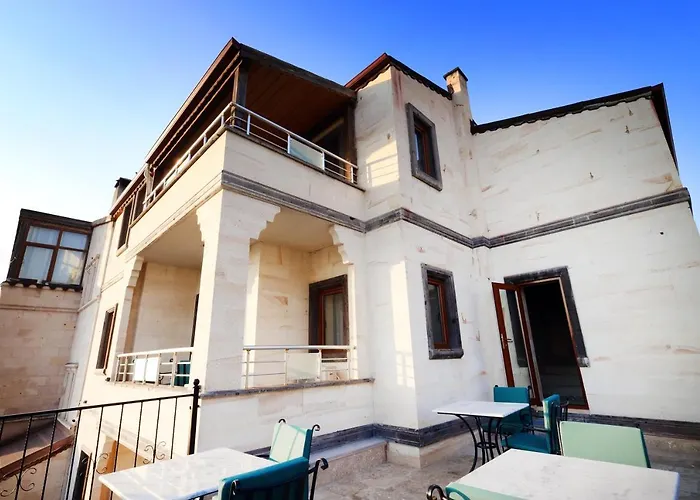 Rocca Stone House Hotel