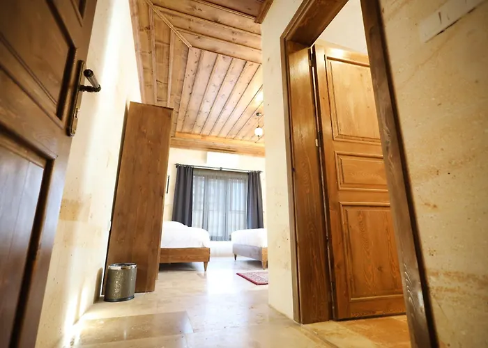 Rocca Stone House Hotel